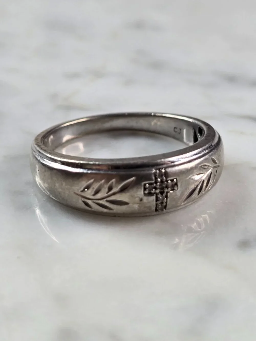 Mens Vintage Estate Sterling Silver Religious Cross Ring 5.1g E7989